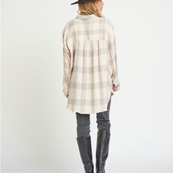 Dex Beige Plaid Button-Up Shirt Tunic - size 2X - Picture 3 of 7